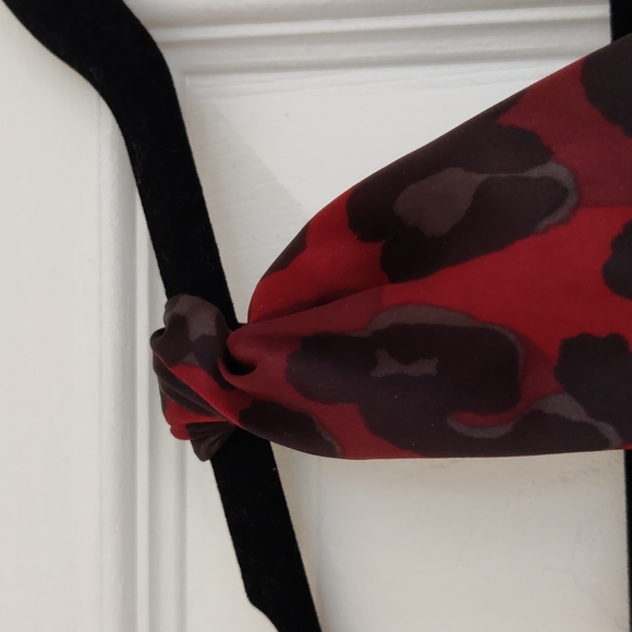 NWT Red Leopard Print 🐆 Top - Picture 4 of 7